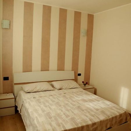 Appartamento La Dolce Vita Crotone Exterior photo