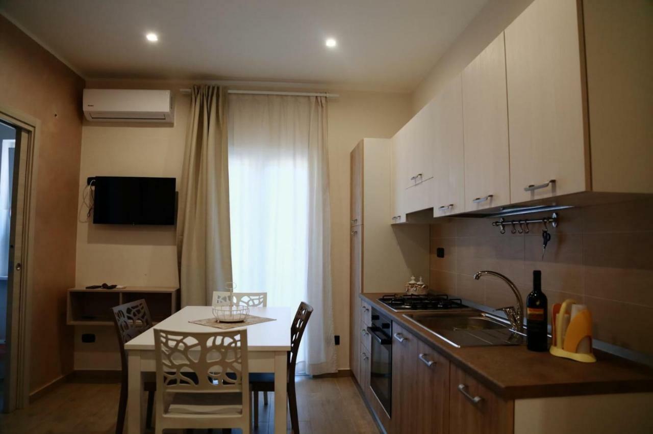 Appartamento La Dolce Vita Crotone Exterior photo